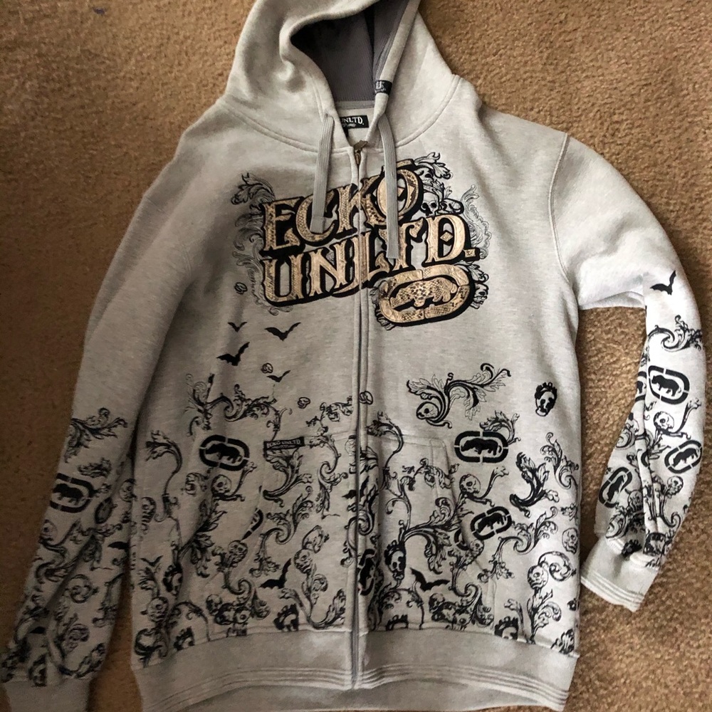 Hoodies - Picture 4 of 10